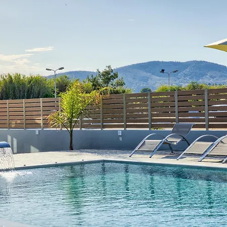 Hotel de apartamente Tommy's 2*